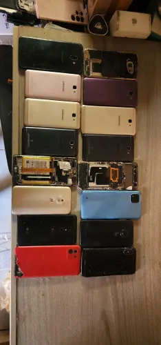 Vendese aparelhos celulares para peças !!!