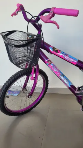 Vendo uma bicicleta infantil