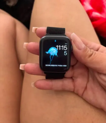 apple watch 44mm