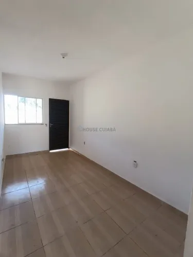 Casa 2 quartos 1 banheiro  em Várzea Grande - Oportunidade