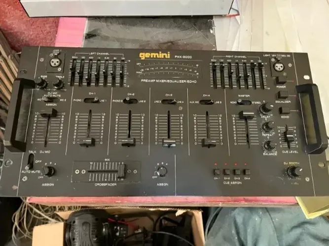 Mixer DJ Profissional Gemini PMX-3000 Preço De Desapego - Raro / Colecionador