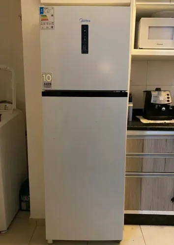 Geladeira MIDEA (01 ano de uso! NOVINHA)