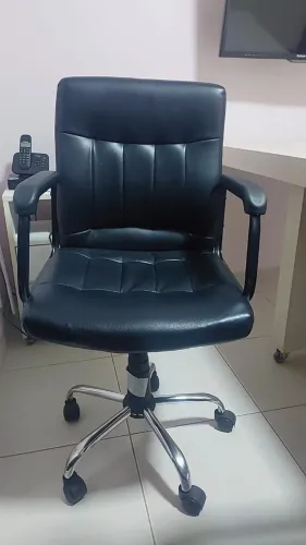 Cadeira de Escritório Giratória
