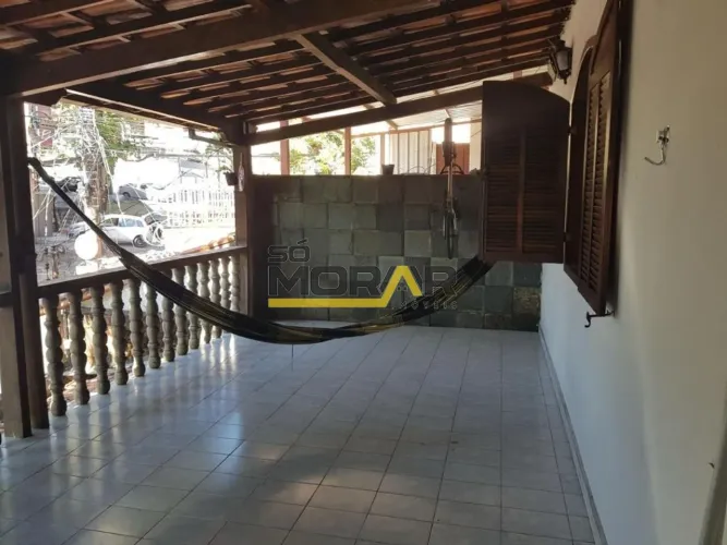 CASA E LOJA A VENDA PONTO COMERCIAL