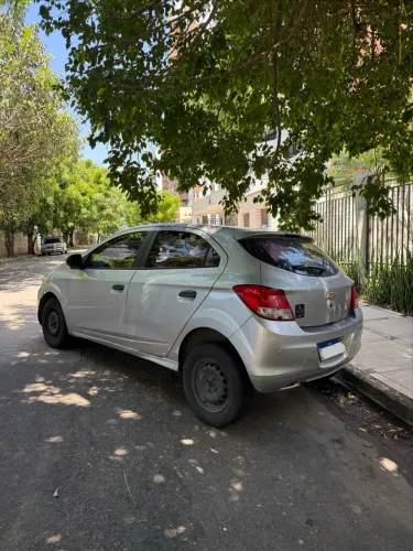 Chevrolet Onix Hatch LS 1.0 8V Flex Power Mec. 4P 2016