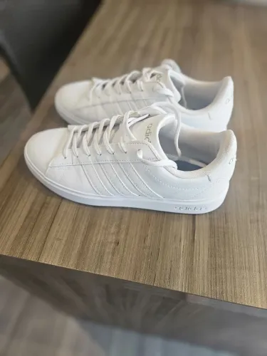 Tênis Adidas Court Cloudfoam Lifestyle Court Comfort