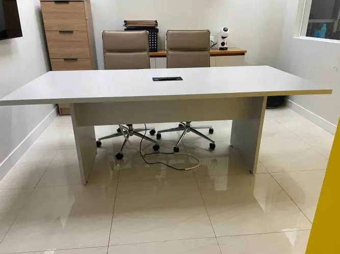Mesa Reunião com Tomada 200cm Multimóveis CR25192