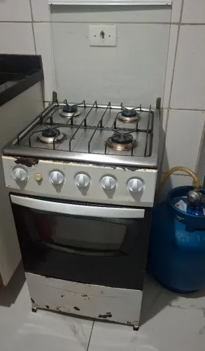 Fogão 4 bocas funcionando perfeitamente