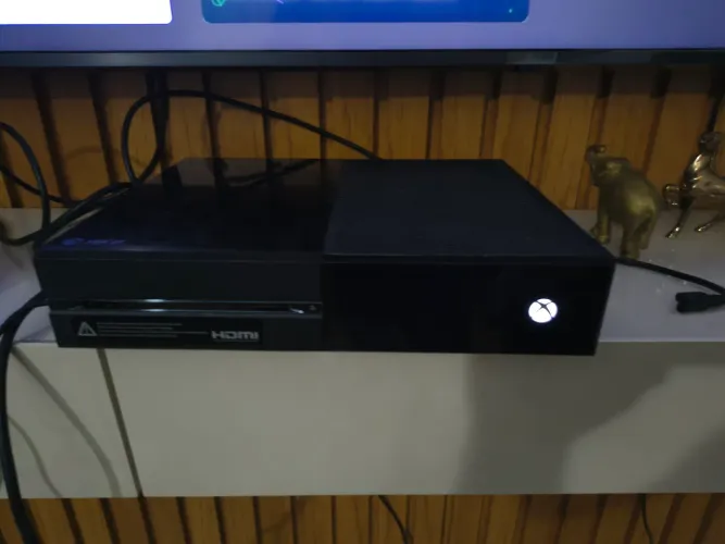 Xbox One 500 GB com Kinect