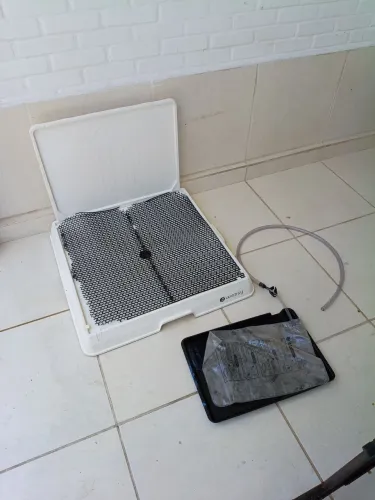 Banheiro inteligente para cachorros M Wesley dog porte médio c hidrante completo adestrar