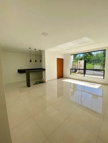 AM-vende-se casa em jabour