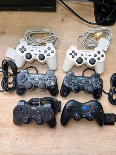 Controles para PlayStation 1 e 2