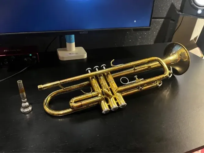 Trompete Bach Aristocrat TR600 + Bag