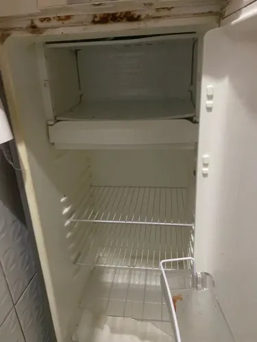 Vendo geladeira toda funcionando