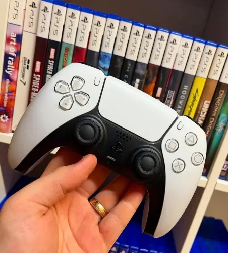 Controle PS5 (DualSense) Branco c/ protetor