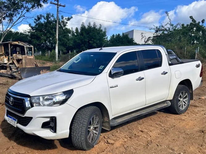 Toyota Hilux CD SRV 4X4 2.8 TDI Diesel Aut. 2019