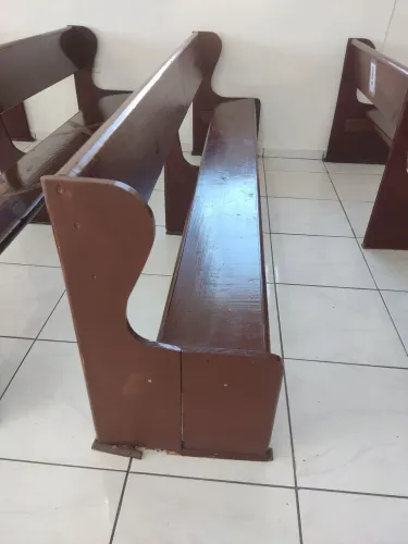 Vendo Bancos de Madeira
