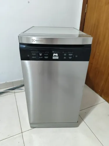 Lava louças Electrolux inox 10 serviços 