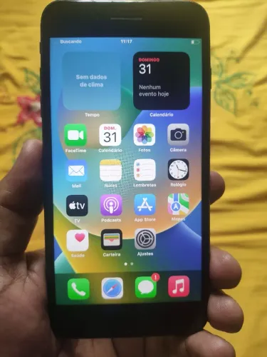 iPhone 8 plus 64 gigas 
