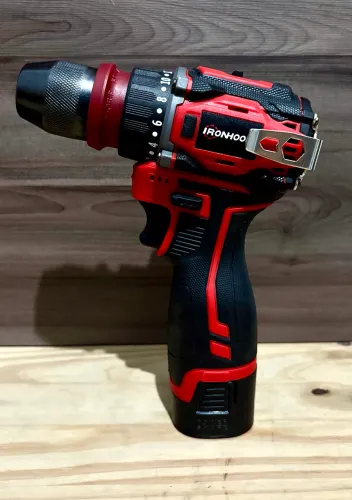 Parafusadeira/Furadeira motor brushless 2 baterias