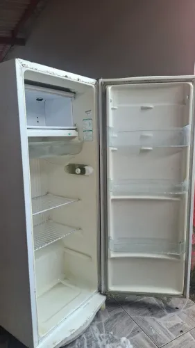 VENDO GELADEIRA CONSUL