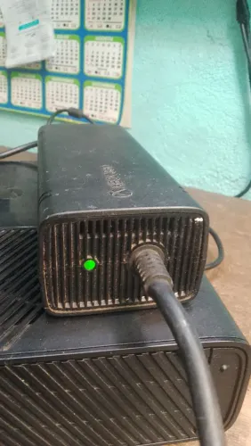 Fonte de Xbox 360 slim