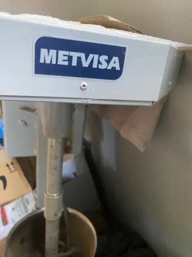 1. Modelo Completo - Marketplace/OLX VENDE-SE DESPOLPADEIRA DE FRUTAS METVISA 20 LITROS