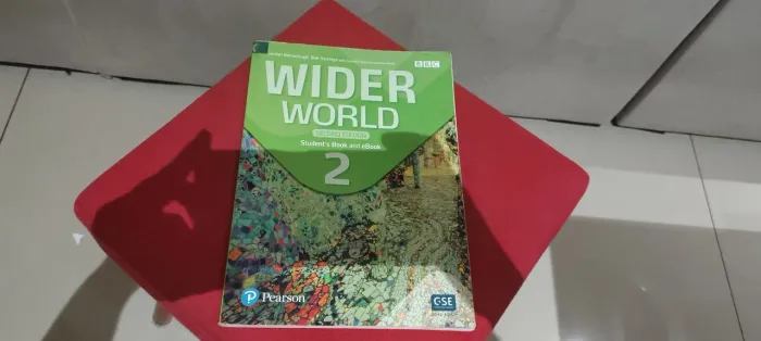 Livro Wider World students book and ebook 2 Second edition