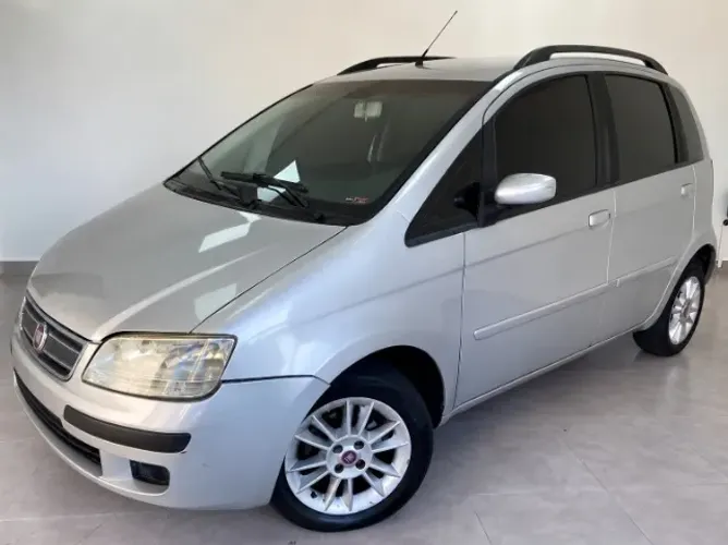 Fiat Idea ELX 1.4 MPI Fire Flex 8V 5P 2010