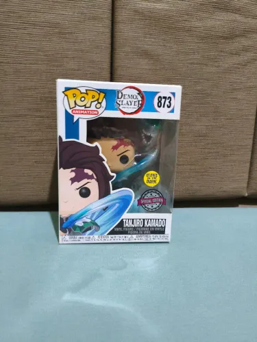 Funko Pop Tanjiro Kamado Brilha no Escuro Original !!!