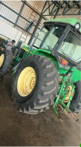 TRATOR JOHN DEERE 6300 - ANO 2004 | À VENDA