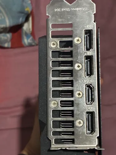 RX 7600 8 GB OC + nvme 512gb