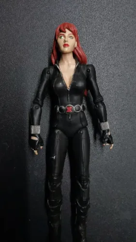 Viuva Negra - Diamond Marvel Select