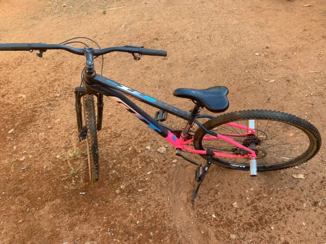 Bicicleta Semi nova