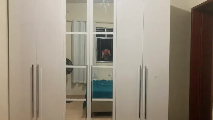 Guarda roupa casal, 6 portas