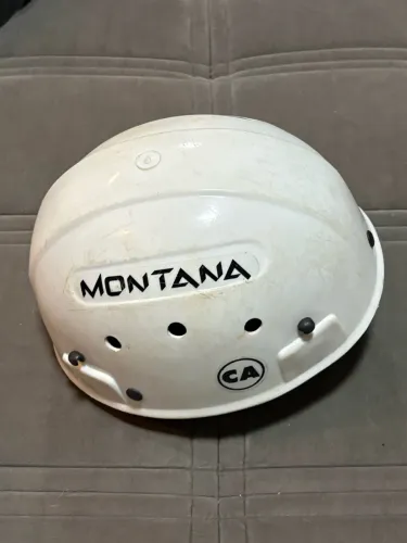 Capacete Montana branco Escalada
