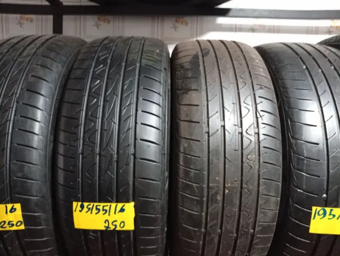 Vendo 04 pneus 195/55/16 top