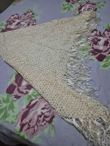 Xale em linha para você brilhar e ficar elegante