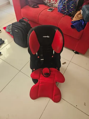 Cadeirinha infantil para carros