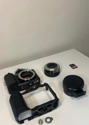 Câmera Sony Zve10 (direto dos EUA)