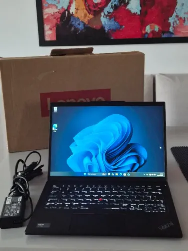Notebook Lenovo ThinkPad T14 G5 Intel Core Ultra 7 vPro - 16GB RAM 1TB SSD Tela 14 - zero
