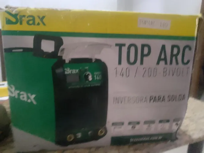 Vendo máquina de solda inversora conforme fotos . Somente ligações.