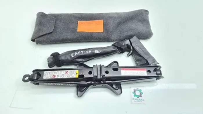 Kit Macaco Chave Roda Triangulo Chevrolet Captiva