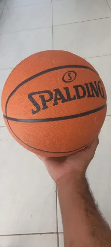 Bola de basquete spalding NOVA, NUNCA USADA