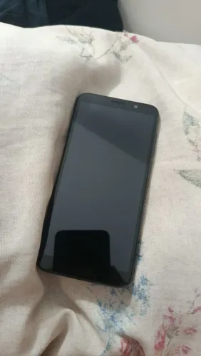 Celular MotoE6 Play semi novo