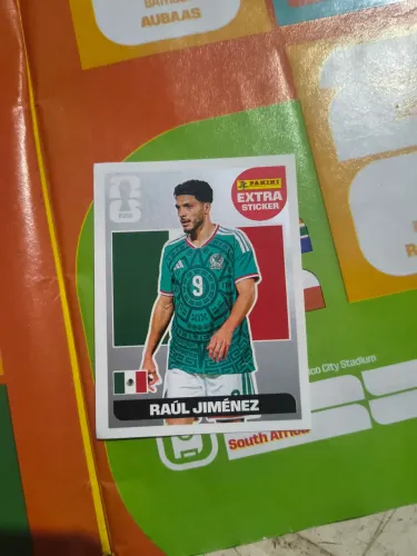 Figurinha Extra Sticker Raul Jimenez