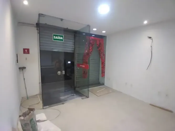 SALA COMERCIAL PARA LOCAÇÃO  CENTRO