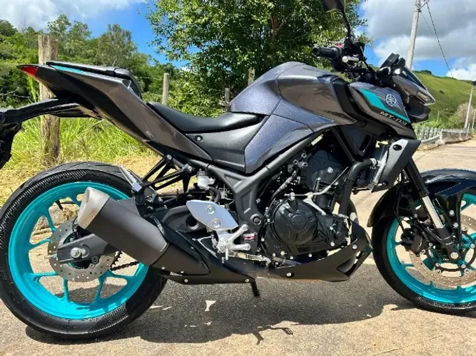 Yamaha MT-03 2024/2025 - 8.000 km - Impecável