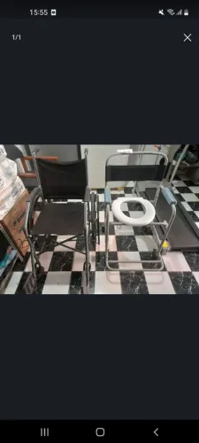 Cadeira de rodas mais de banho