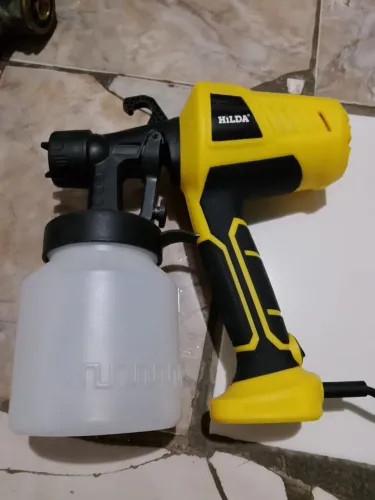 Pistola Pulverizadora marca Hilda,sem uso.idela para pequenos retoque de pintura,